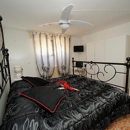 Casa Di Manu Apartment Montecatini Terme Luaran gambar