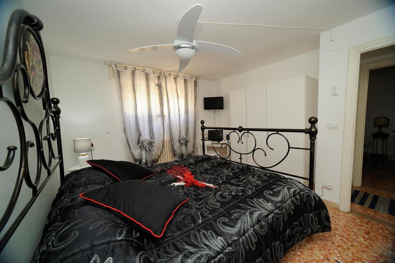Casa Di Manu Apartment Montecatini Terme Luaran gambar