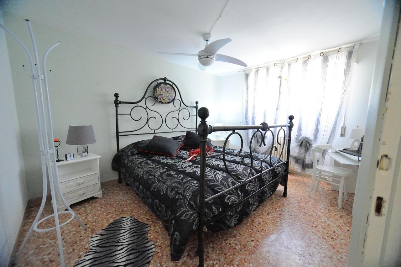 Casa Di Manu Apartment Montecatini Terme Luaran gambar