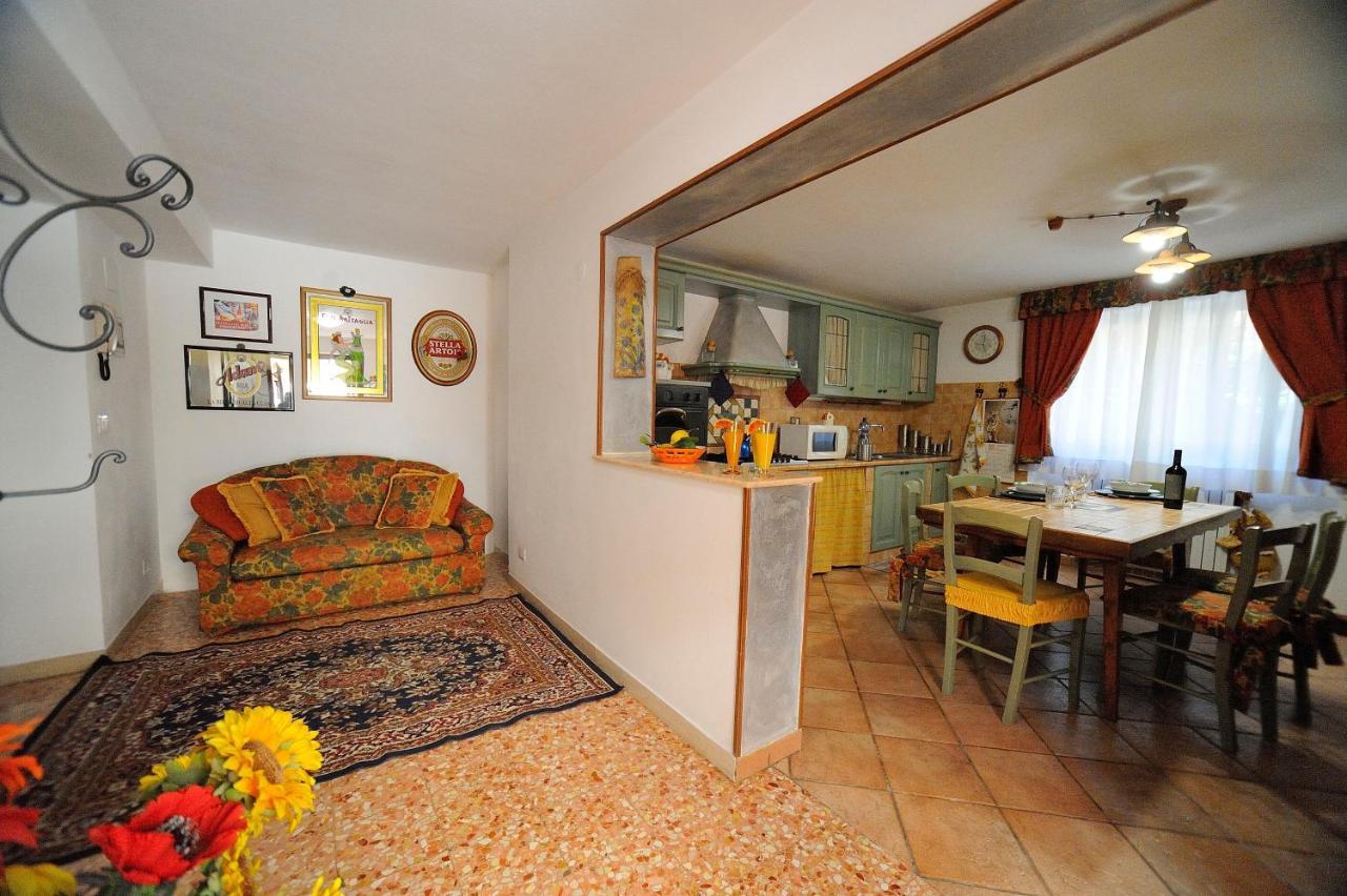 Casa Di Manu Apartment Montecatini Terme Luaran gambar